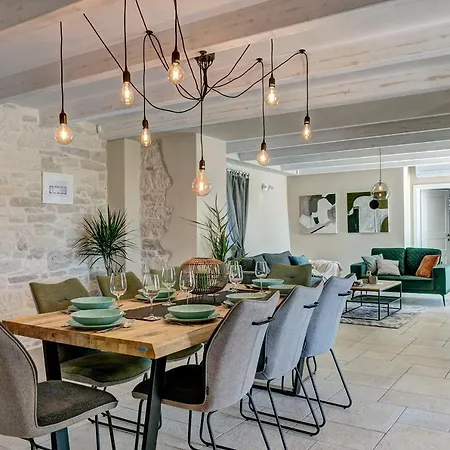 Stone Milic With Private Pool In Barat, Istria Villa Barat (Rovinj)