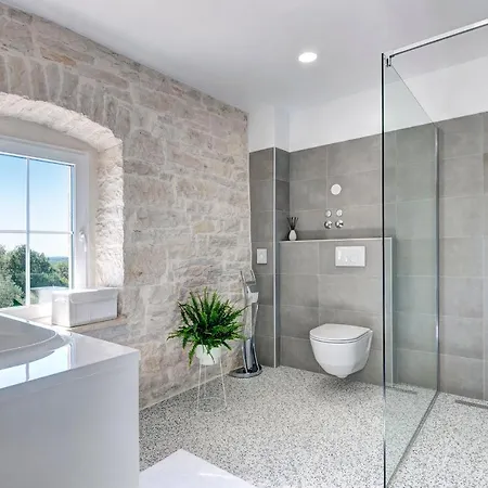 Villa Stone Milic With Private Pool In Barat, Istria Barat (Rovinj)